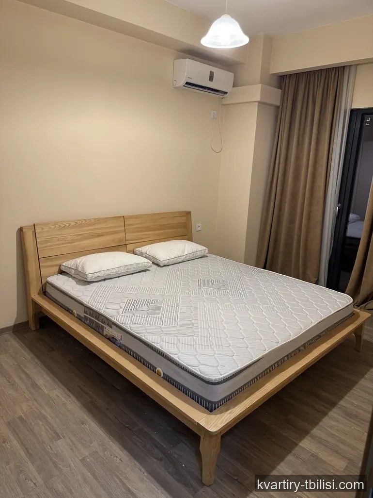 4-bedroom Apartment for rent in Vake, Tbilisi, 125 sqm, floor 2/18 — 1 700 USD/month | Tbilisi Homes