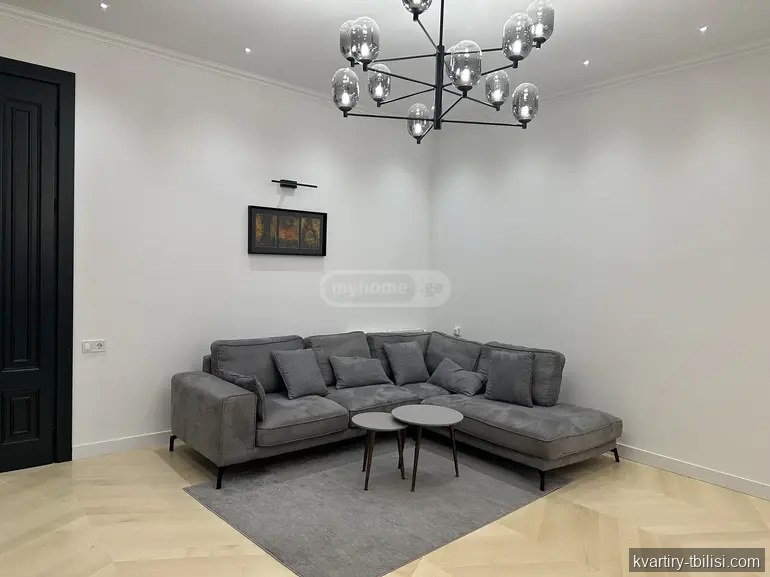 Четырёхкомнатная квартира в Ваке — 2 650 USD/мес | Tbilisi Homes