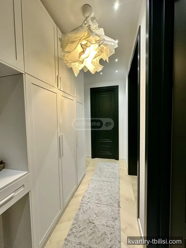 Четырёхкомнатная квартира в Ваке — 2 650 USD/мес | Tbilisi Homes