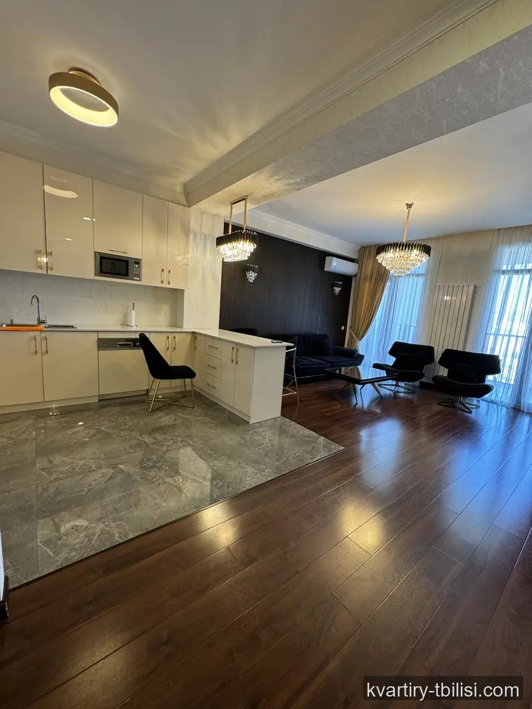 Четырёхкомнатная квартира в Ваке — 2 200 USD/мес | Tbilisi Homes