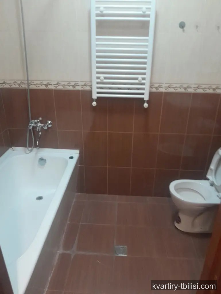 Четырёхкомнатная квартира в Ваке — 1 000 USD/мес | Tbilisi Homes