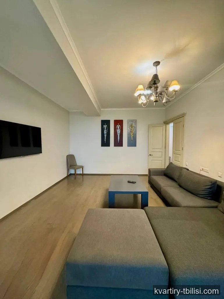 4-bedroom Apartment for rent in Vake, Tbilisi, 140 sqm, floor 9/12 — 1 400 USD/month | Tbilisi Homes