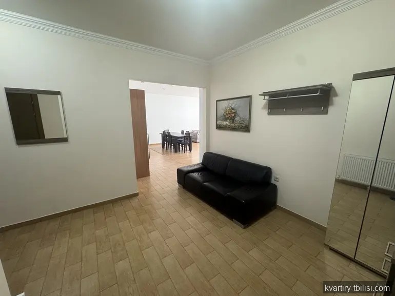 Четырёхкомнатная квартира в Ваке — 1 400 USD/мес | Tbilisi Homes