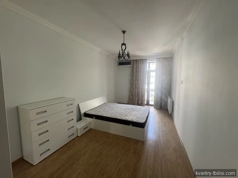 Четырёхкомнатная квартира в Ваке — 1 400 USD/мес | Tbilisi Homes
