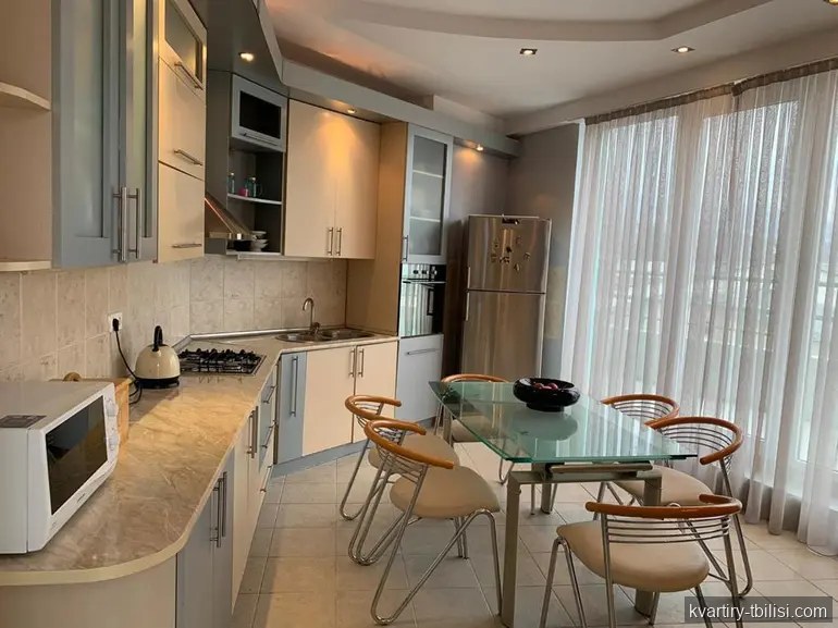 5-комнатная квартира в Ваке — 2 500 USD/мес | Tbilisi Homes