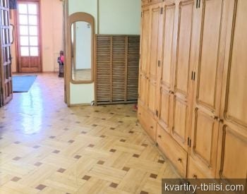 5-комнатная квартира в Ваке — 1 500 USD/мес | Tbilisi Homes