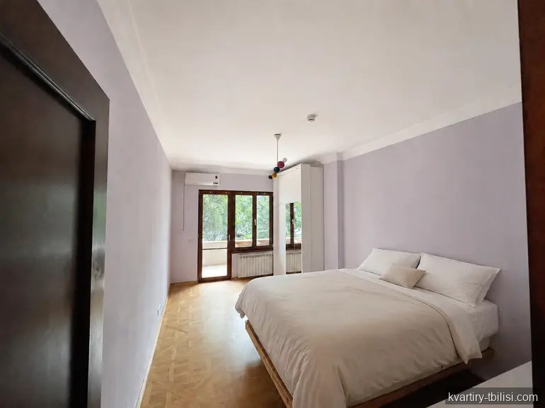7-комнатная квартира в Ваке — 3 800 USD/мес | Tbilisi Homes