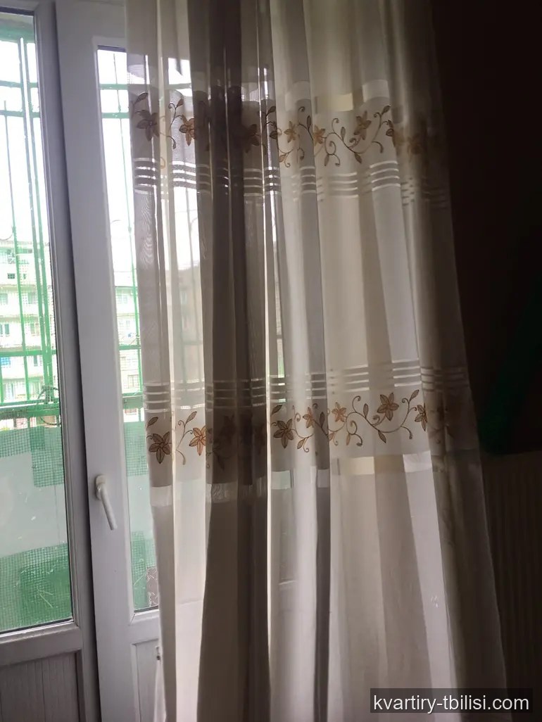 7-bedroom Apartment for rent in Vake, Tbilisi, 243 sqm, floor 7/10 — 2 500 USD/month | Tbilisi Homes