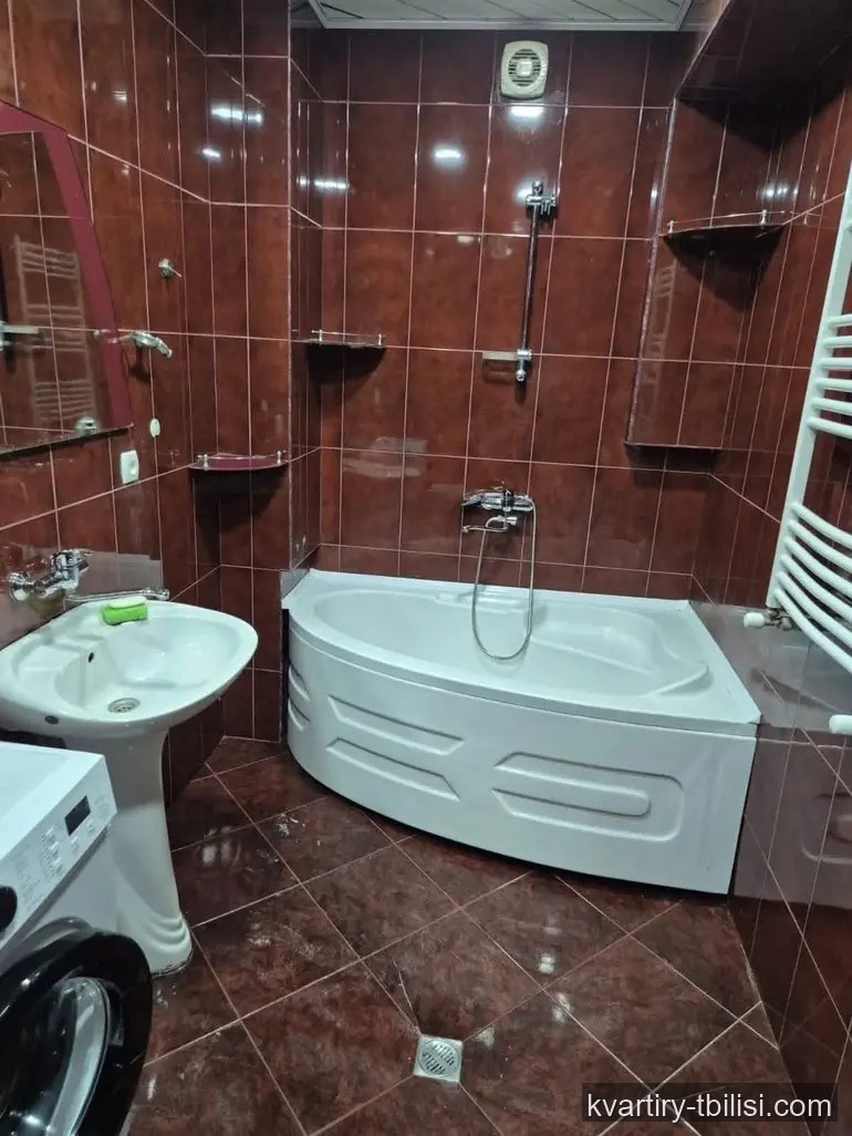 Трёхкомнатная квартира в Варкетили — 600 USD/мес | Tbilisi Homes