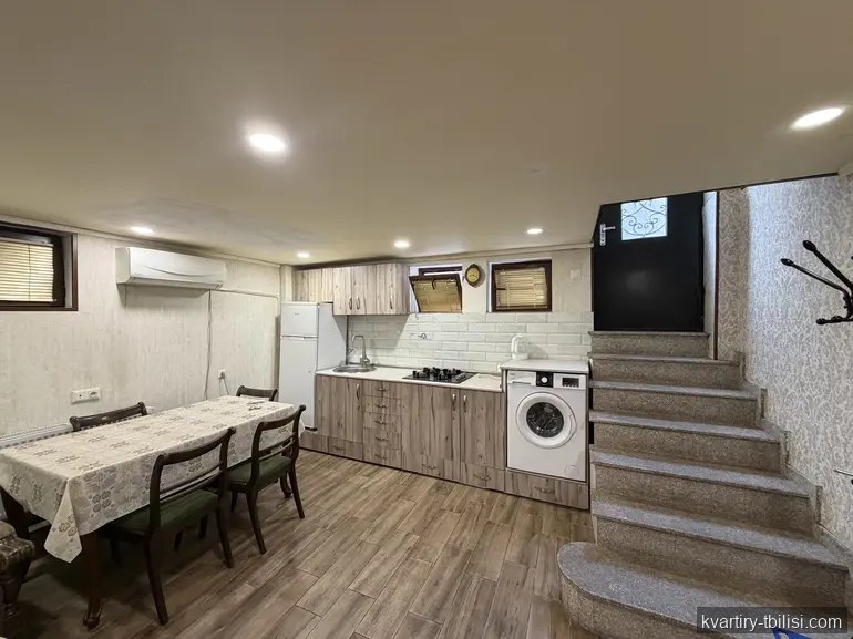1-bedroom Apartment for rent in Vera, Tbilisi, 35 sqm, floor 1/3 — 419 USD/month | Tbilisi Homes