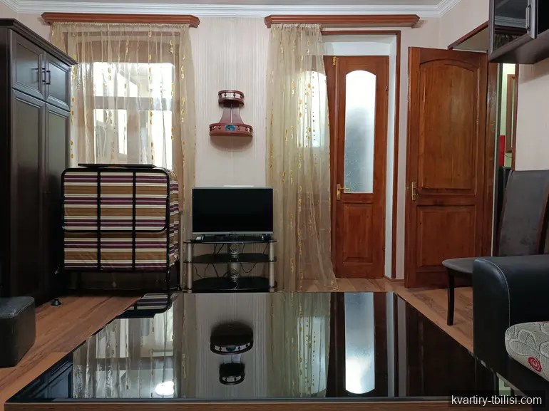 2-bedroom Apartment for rent in Vera, Tbilisi, 45 sqm, floor 1/1 — 550 USD/month | Tbilisi Homes