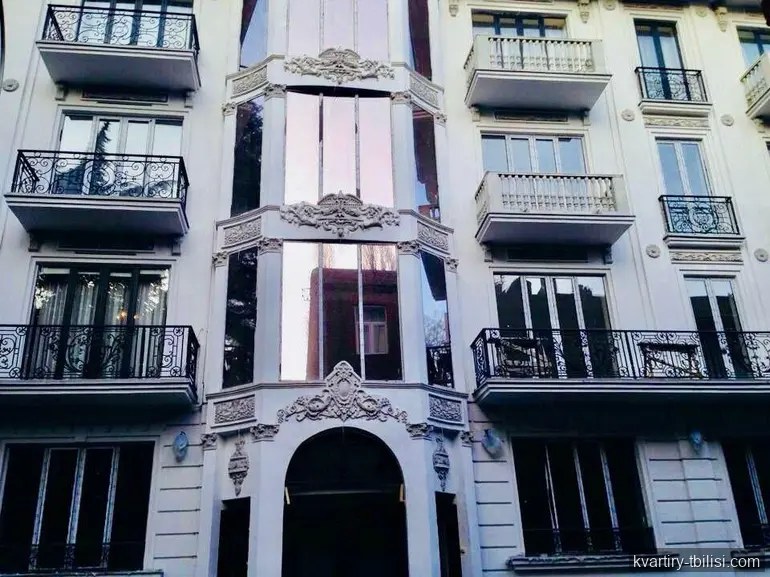 2-bedroom Apartment for rent in Vera, Tbilisi, 87 sqm, floor 2/5 — 800 USD/month | Tbilisi Homes