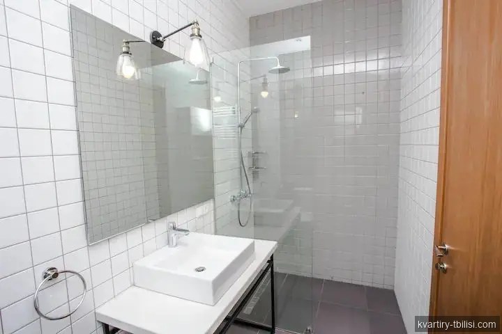 2-bedroom Apartment for rent in Vera, Tbilisi, 69 sqm, floor 2/5 — 1 100 USD/month | Tbilisi Homes