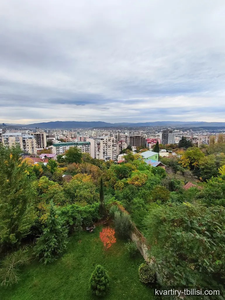 ქირავდება 2 ოთახიანი ბინა ვერაზე, 64 მ², 3/7 სართული — 800 USD/თვეში | Tbilisi Homes