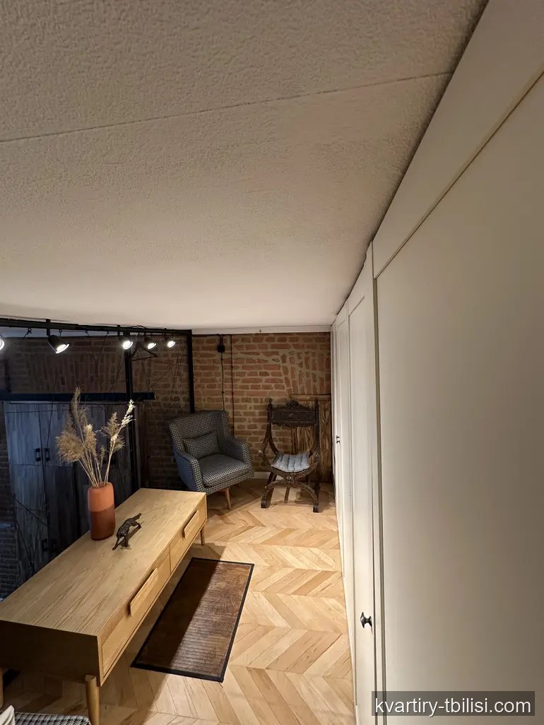 2-bedroom Apartment for rent in Vera, Tbilisi, 84 sqm, floor 2/3 — 1 500 USD/month | Tbilisi Homes