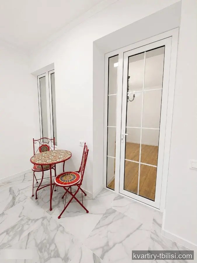 3-bedroom Apartment for rent in Vera, Tbilisi, 60 sqm, floor 1/4 — 574 USD/month | Tbilisi Homes