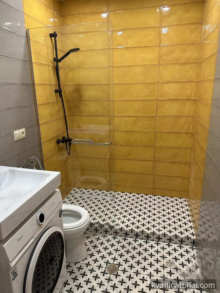 Трёхкомнатная квартира на Вере — 900 USD/мес | Tbilisi Homes