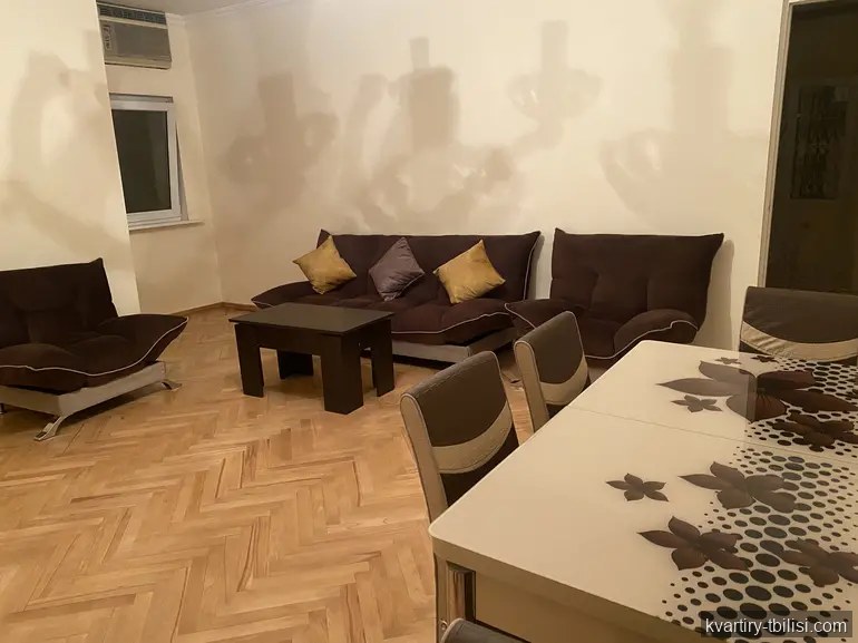 3-bedroom Apartment for rent in Vera, Tbilisi, 50 sqm, floor 4/4 — 500 USD/month | Tbilisi Homes