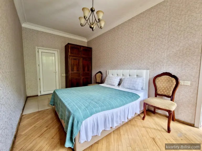 3-bedroom Apartment for rent in Vera, Tbilisi, 85 sqm, floor 1/8 — 1 200 USD/month | Tbilisi Homes