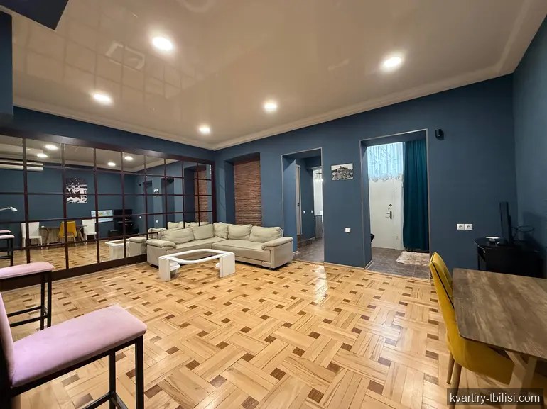 Трёхкомнатная квартира на Вере — 850 USD/мес | Tbilisi Homes