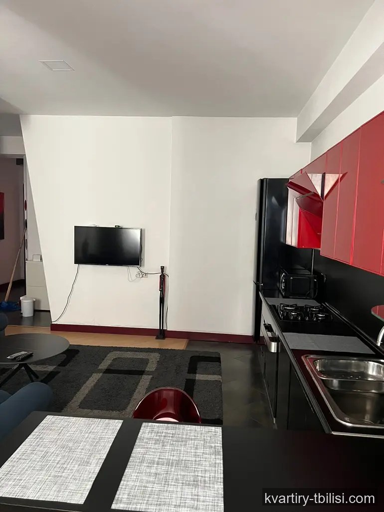 3-bedroom Apartment for rent in Vera, Tbilisi, 80 sqm, floor 7/9 — 1 300 USD/month | Tbilisi Homes