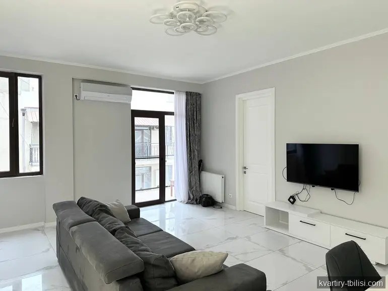 4-bedroom Apartment for rent in Vera, Tbilisi, 106 sqm, floor 9/11 — 1 600 USD/month | Tbilisi Homes