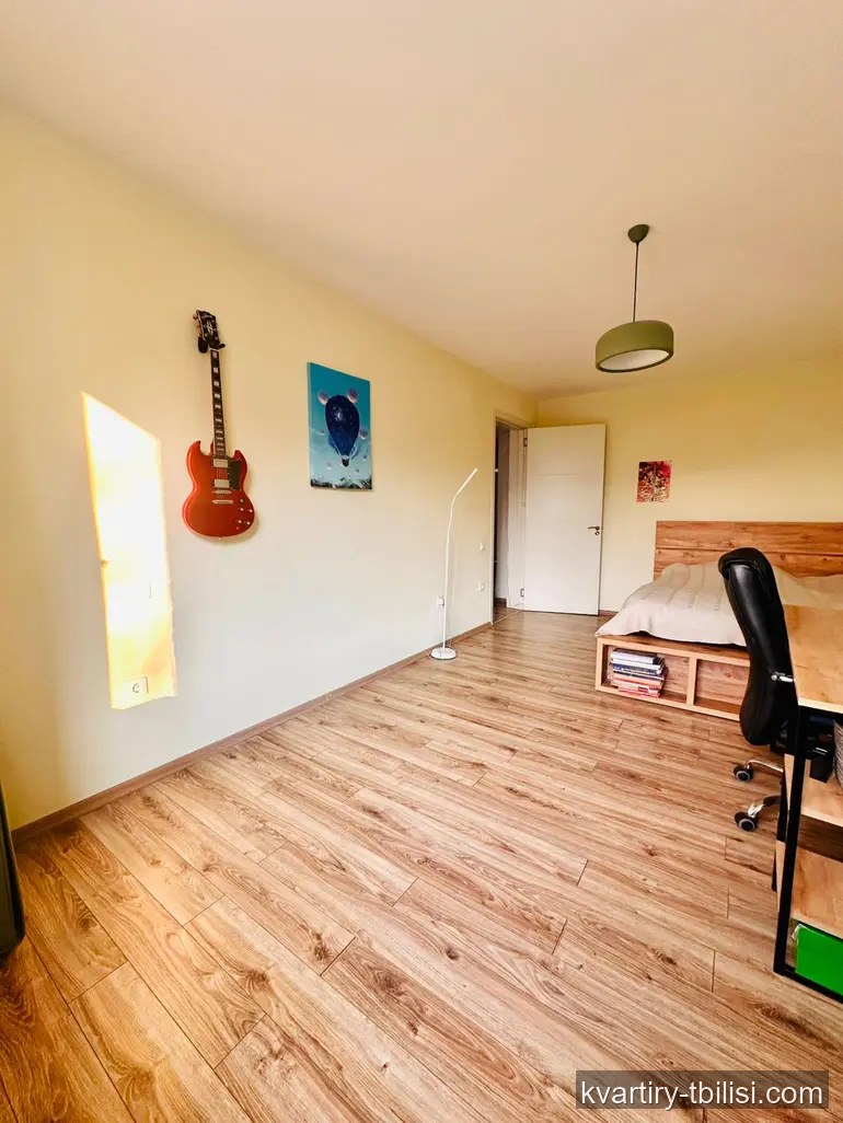 5-bedroom Apartment for rent in Vera, Tbilisi, 170 sqm, floor 5/9 — 1 400 USD/month | Tbilisi Homes