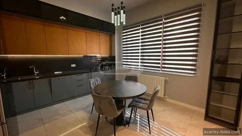 5-комнатная квартира на Вере — 2 500 USD/мес | Tbilisi Homes