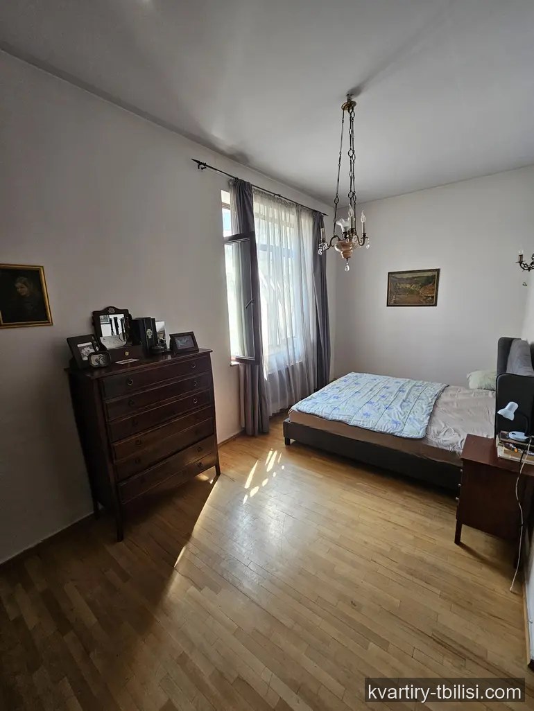 5-комнатная квартира на Вере — 2 000 USD/мес | Tbilisi Homes