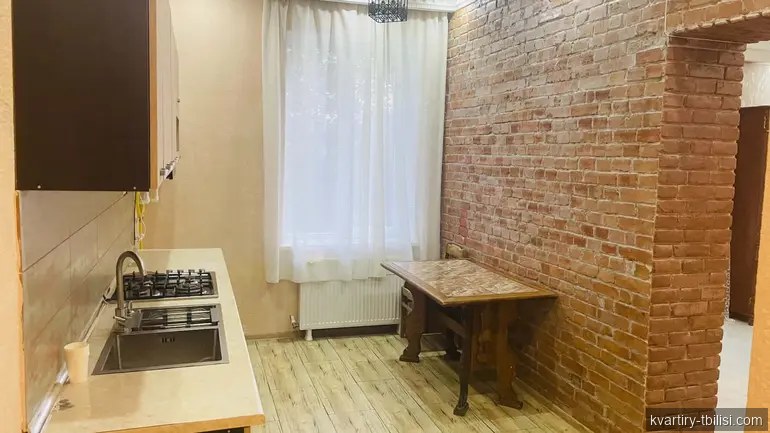 4-bedroom Apartment for sale in Tbilisi, Tbilisi, 100 sqm, floor 1/2 — 75 000 USD | Tbilisi Homes