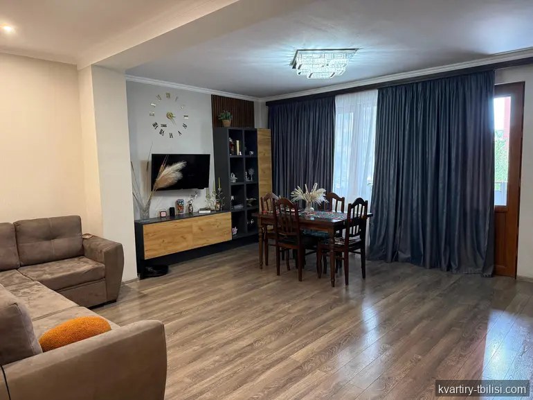 4-bedroom Apartment for sale in Tbilisi, Tbilisi, 112 sqm, floor 2/5 — 113 000 USD | Tbilisi Homes