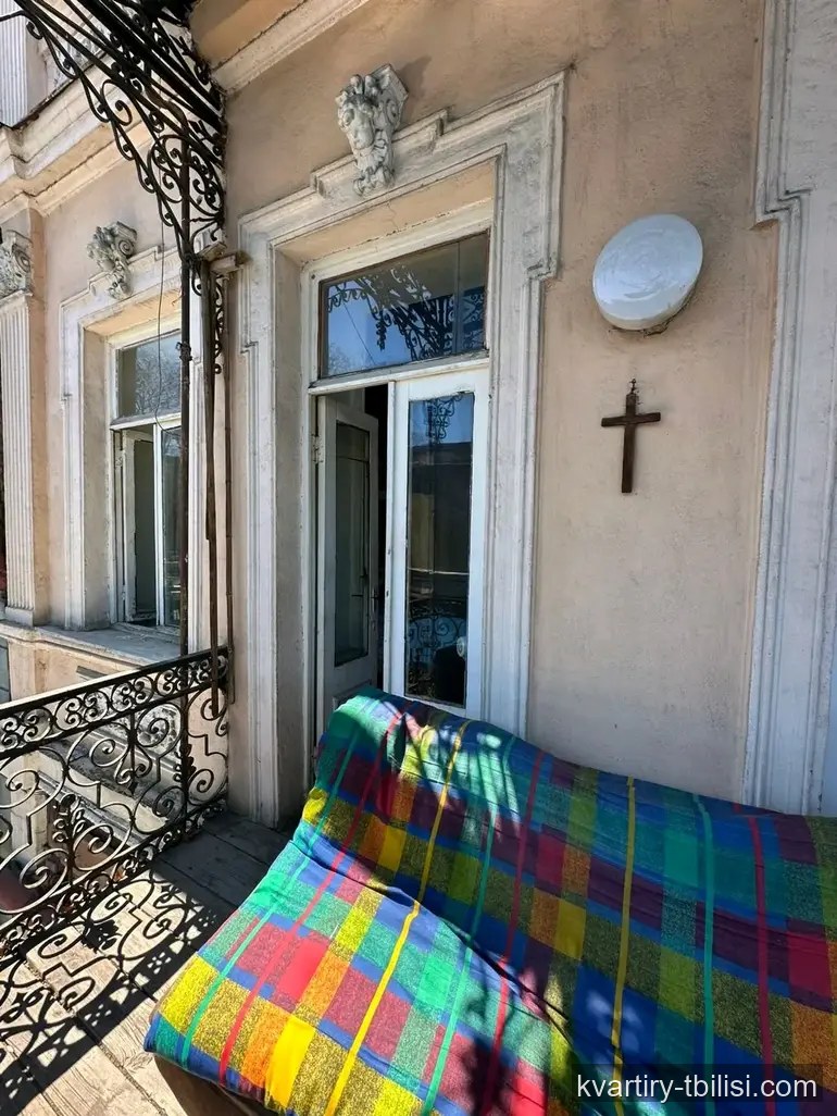 2-bedroom Apartment for sale in Abanotubani, Tbilisi, 87 sqm, floor 2/3 — 250 000 USD | Tbilisi Homes