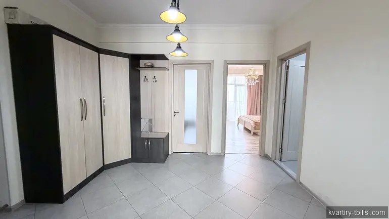 Четырёхкомнатная квартира в Авлабари — 240 000 USD | Tbilisi Homes