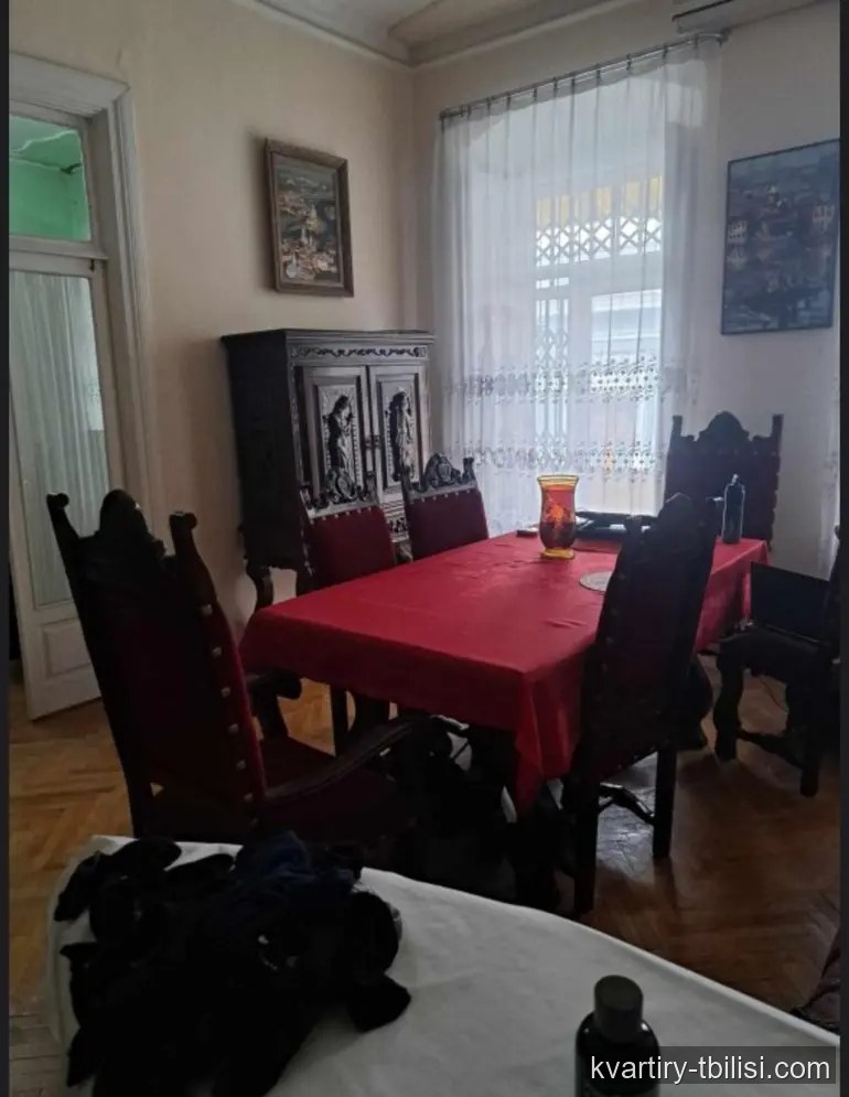 3-bedroom Apartment for sale in Chugureti, Tbilisi, 100 sqm, floor 2/2 — 175 000 USD | Tbilisi Homes
