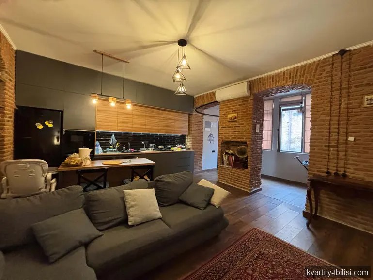 3-bedroom Apartment for sale in Chugureti, Tbilisi, 212 sqm, floor 3/4 — 330 000 USD | Tbilisi Homes