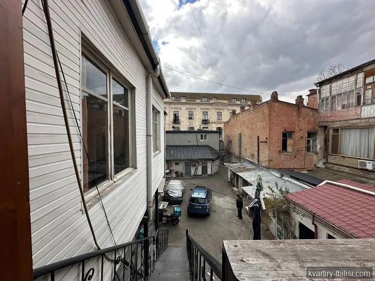 3-bedroom Apartment for sale in Chugureti, Tbilisi, 116 sqm, floor 2/2 — 90 000 USD | Tbilisi Homes