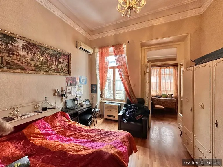 3-bedroom Apartment for sale in Chugureti, Tbilisi, 116 sqm, floor 2/2 — 90 000 USD | Tbilisi Homes