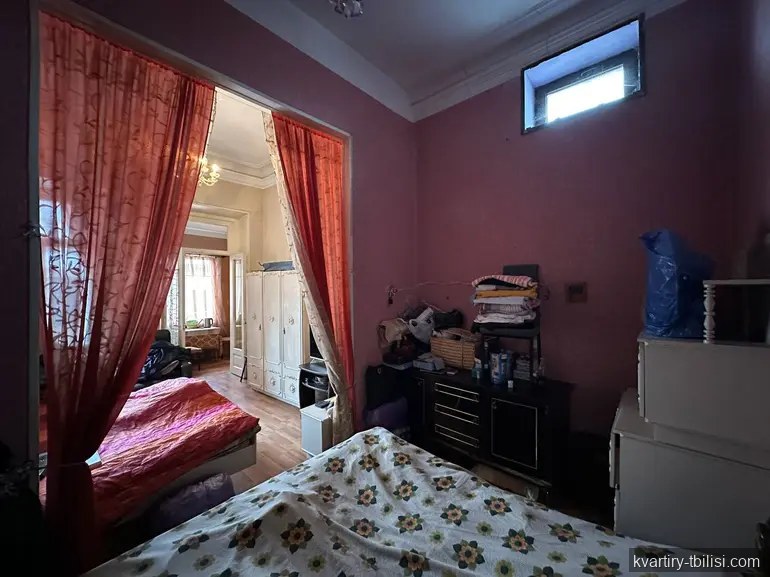 3-bedroom Apartment for sale in Chugureti, Tbilisi, 116 sqm, floor 2/2 — 90 000 USD | Tbilisi Homes