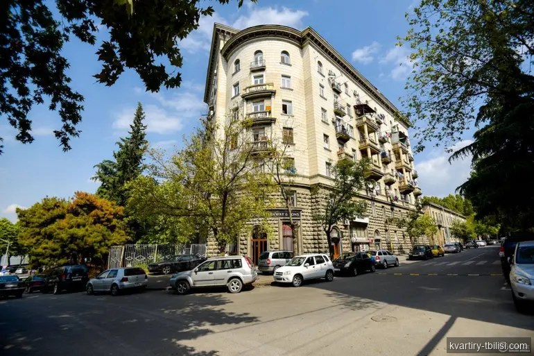 Трёхкомнатная квартира в Чугурети — 195 000 USD | Tbilisi Homes