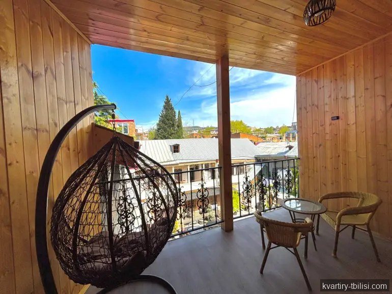 3-bedroom Apartment for sale in Chugureti, Tbilisi, 140 sqm, floor 2/3 — 300 000 USD | Tbilisi Homes