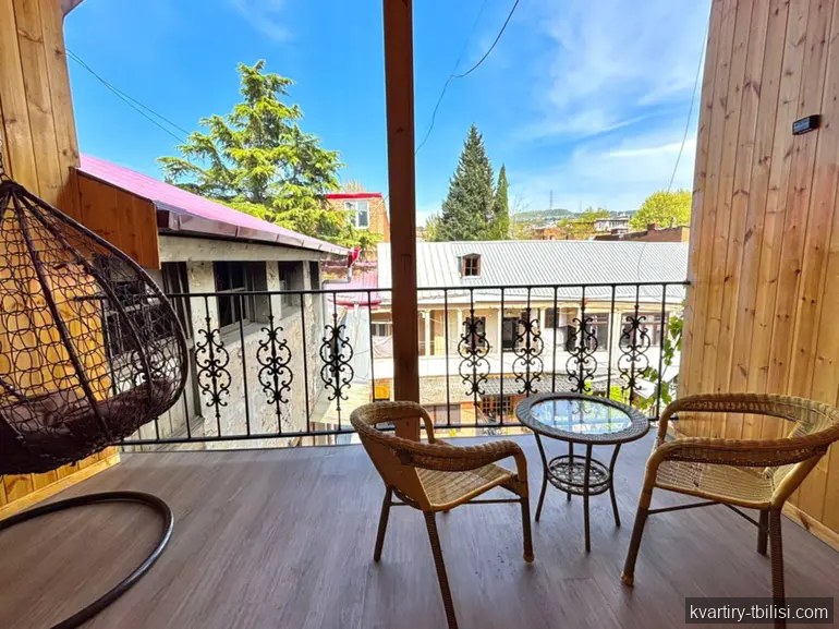 3-bedroom Apartment for sale in Chugureti, Tbilisi, 140 sqm, floor 2/3 — 300 000 USD | Tbilisi Homes