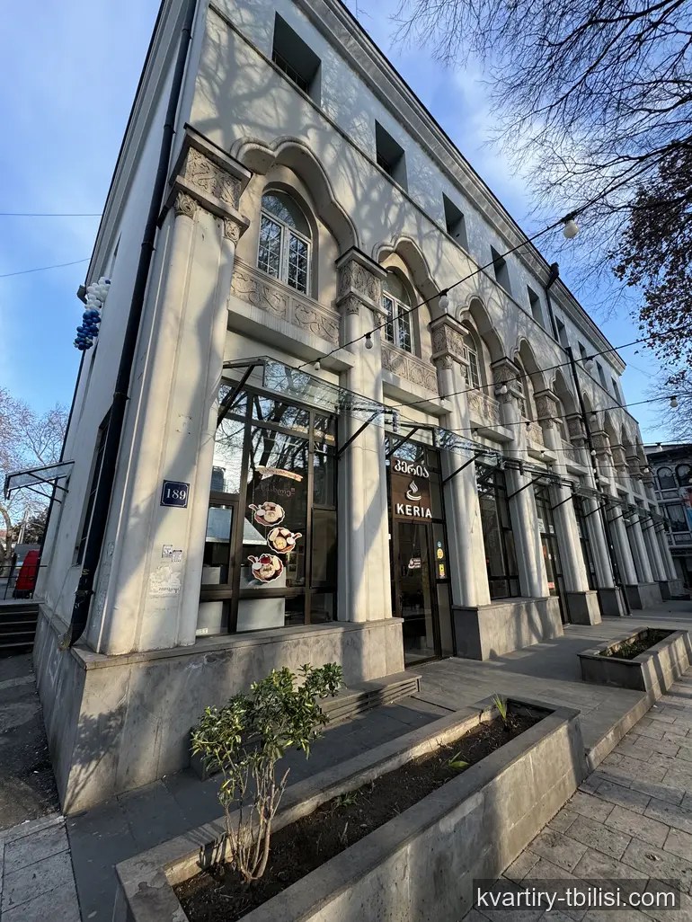 Четырёхкомнатная квартира в Чугурети — 175 000 USD | Tbilisi Homes