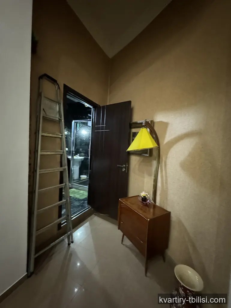 Четырёхкомнатная квартира в Чугурети — 175 000 USD | Tbilisi Homes