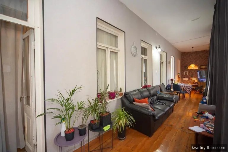 Четырёхкомнатная квартира в Чугурети — 180 000 USD | Tbilisi Homes