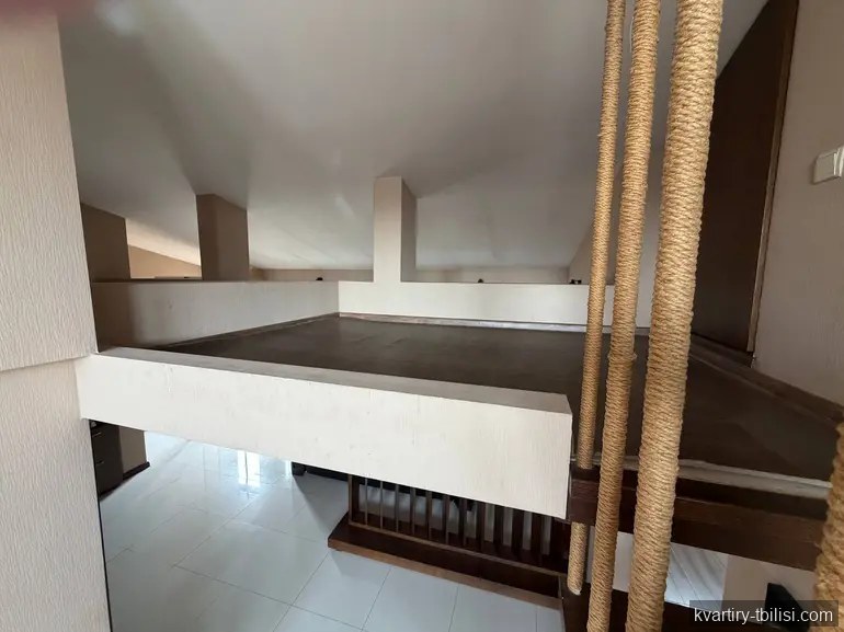 Четырёхкомнатная квартира в Чугурети — 260 000 USD | Tbilisi Homes