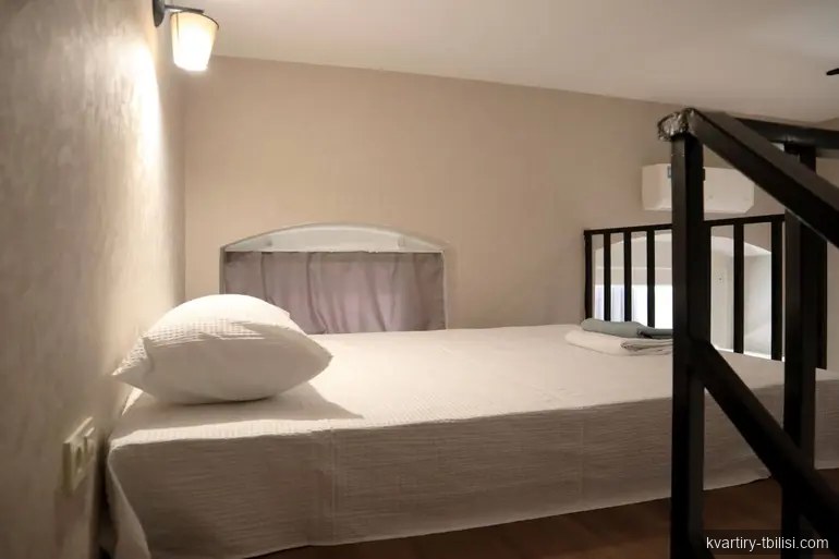 5-bedroom Apartment for sale in Chugureti, Tbilisi, 120 sqm, floor 2/4 — 187 000 USD | Tbilisi Homes