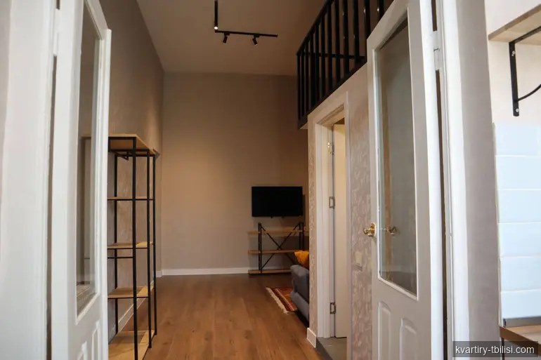 5-bedroom Apartment for sale in Chugureti, Tbilisi, 120 sqm, floor 2/4 — 187 000 USD | Tbilisi Homes