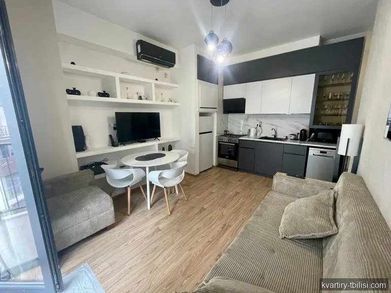 Трёхкомнатная квартира в Дидубе — 12 000 USD | Tbilisi Homes