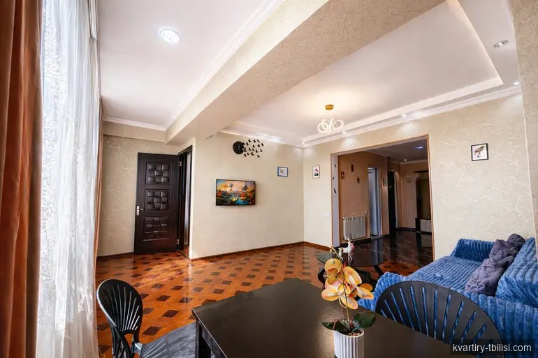 Четырёхкомнатная квартира в Дидубе — 220 000 USD | Tbilisi Homes