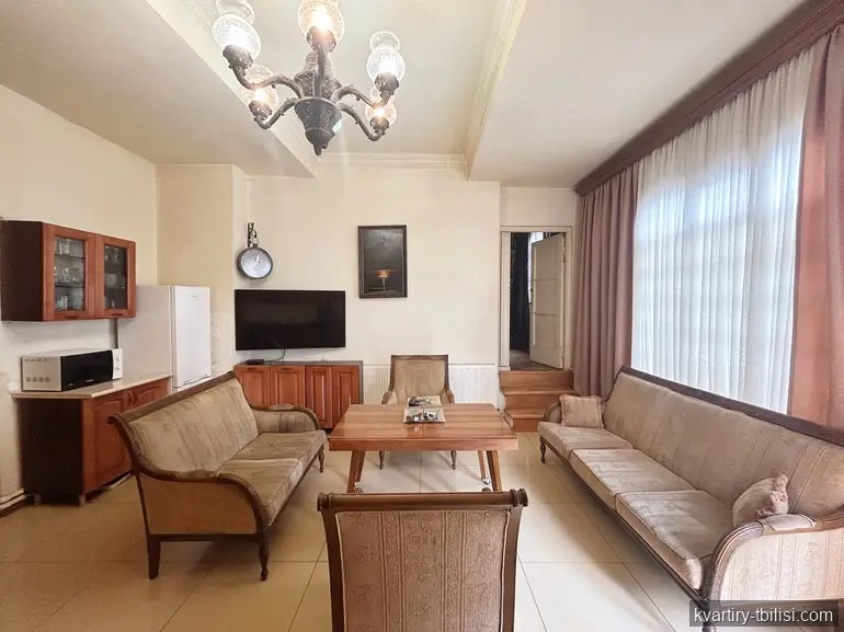 7-комнатная квартира в Дидубе — 230 000 USD | Tbilisi Homes